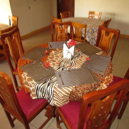 Mikumi Resort Hotel Extérieur photo